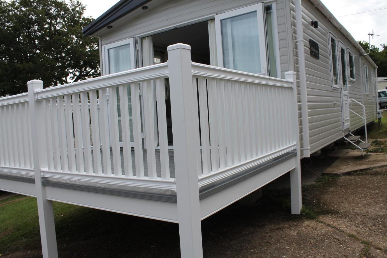 Luxury New 3 Bed Caravan With Stunning Sea View On Private In Thorness Bay Ferienhaus Porchfield (Isle of Wight)